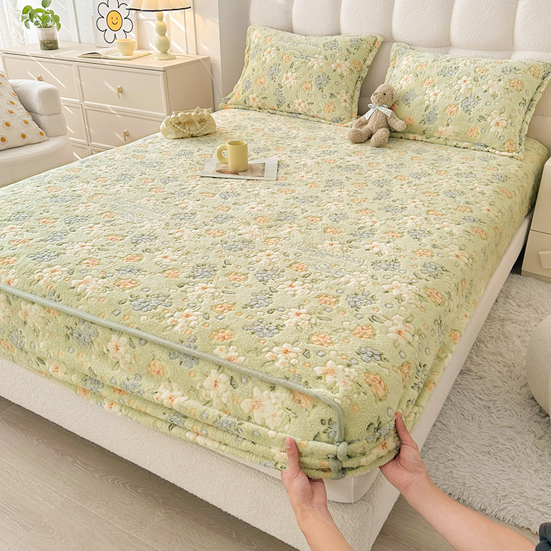 طقم ملاءات سرير مخملية للخريف  - مراجعة Home Textiles Bedding وسعره